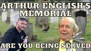 Arthur English's Grave  -  Famous Graves