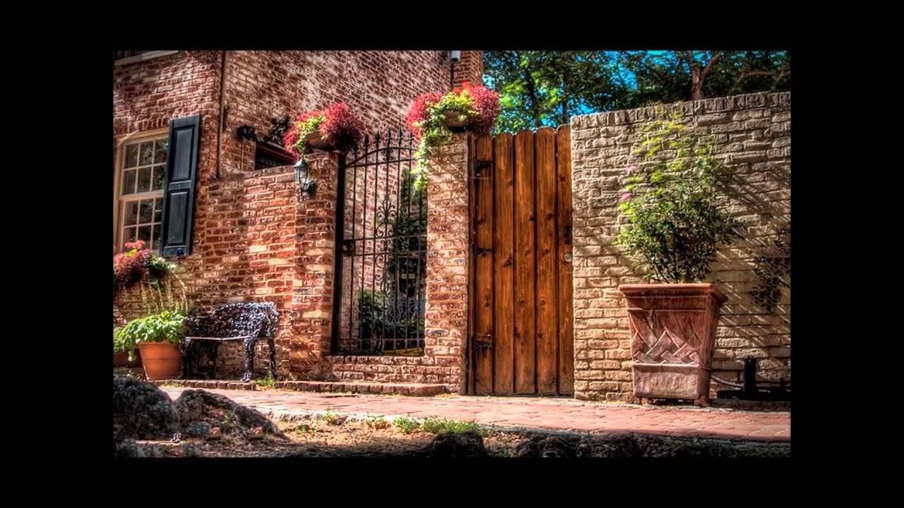 ΛΕΣΒΟΣ ΕΝΑ ΠΛΑΤΑΝΟΦΥΛΟ ΜΕΣΑ ΣΤΟ ΠΕΛΑΓΟΣ