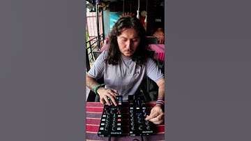 MAKING SHORTS UNTIL NATIVE INSTRUMENTS SENDS ME A KONTROL Z1MK2 #techno #traktorz1 #dj