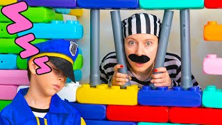POLICEMAN Artem and Theief Mommy : Fun COPS stories for Kids