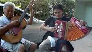 Video thumbnail of "CHAMAMÉ - "El Galpón" y "El Gato Moro""