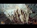 Estalactitas y estalagmitas. Cueva de Masero. Monumento Natural Cuevas de Fuentes de León.