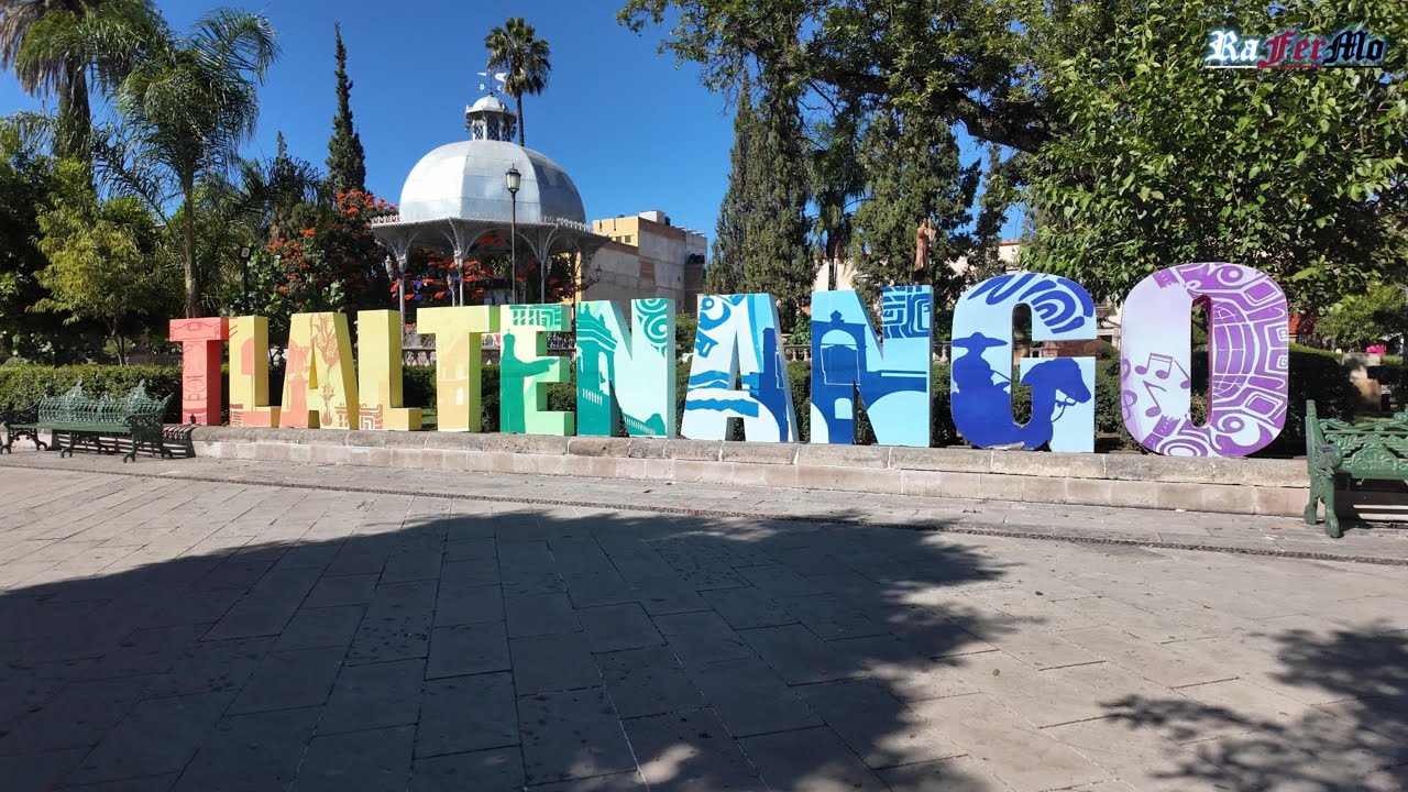 Тлалтенанго днем ​​и с воздуха с помощью дрона.