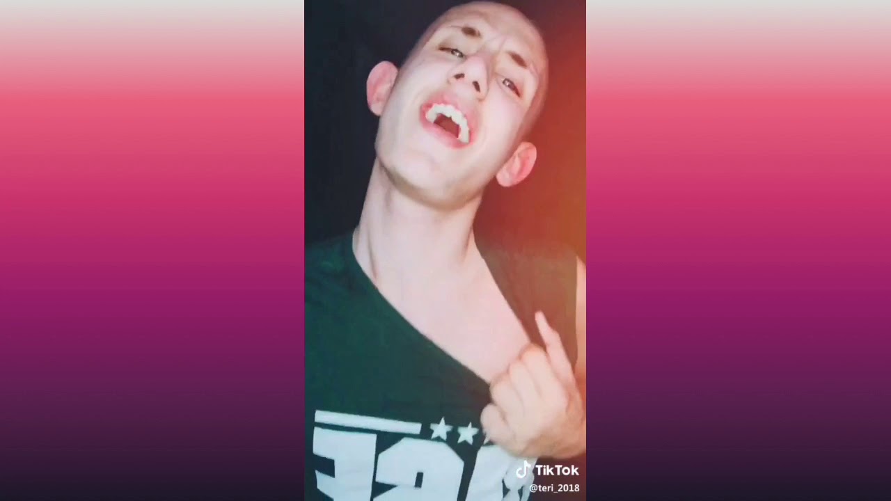 Что не так с ними? TIK TOK LOL