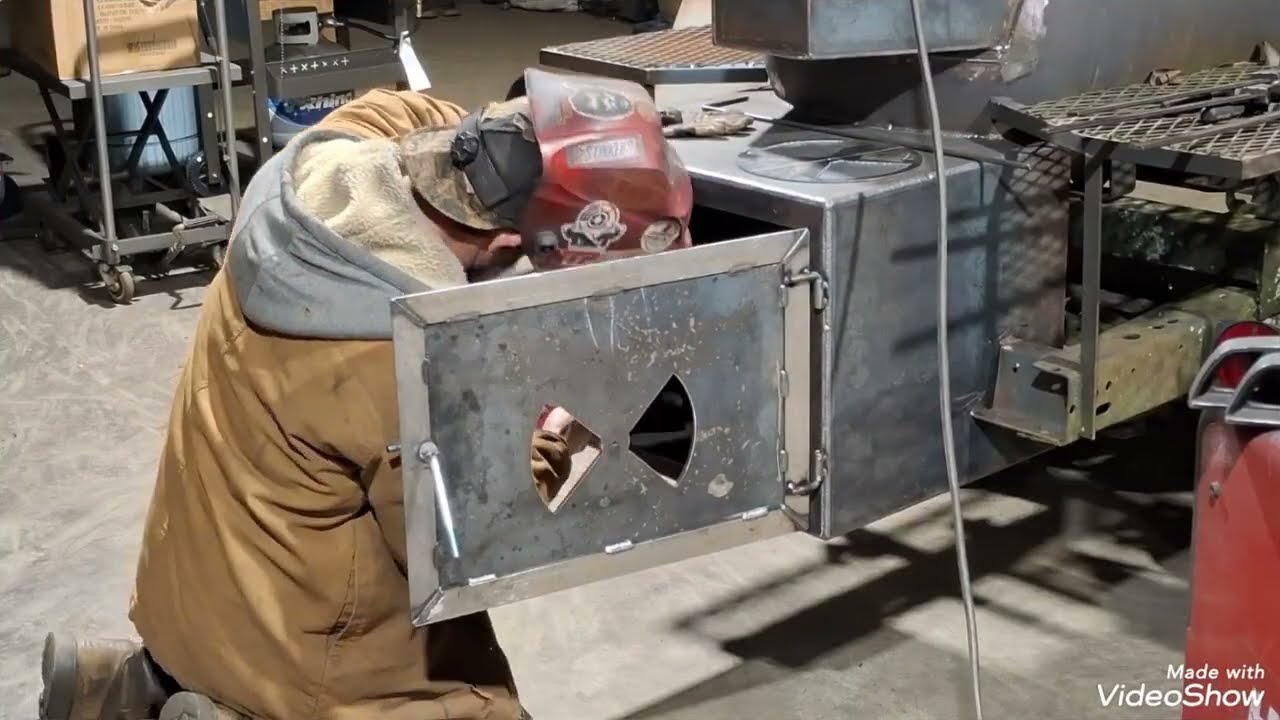 Изготовление коптилен для барбекю