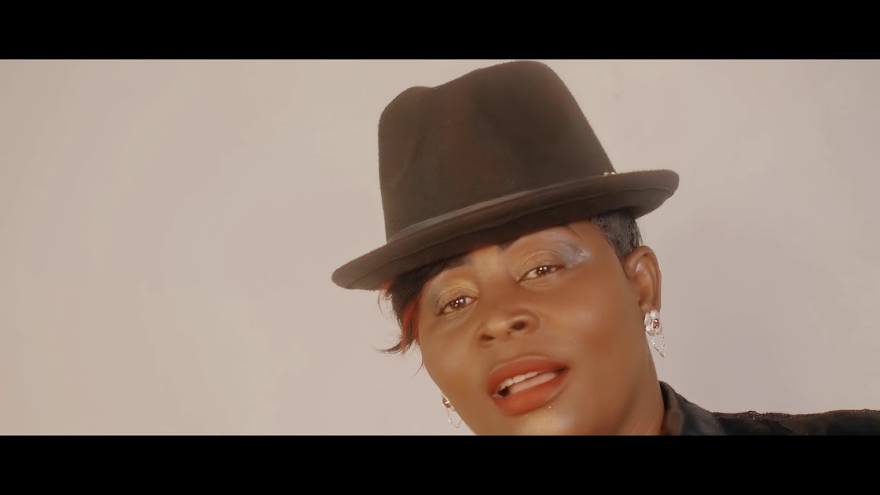 Suzy L intouchable feat Nicole Mara - maison à louer (clip officiel )