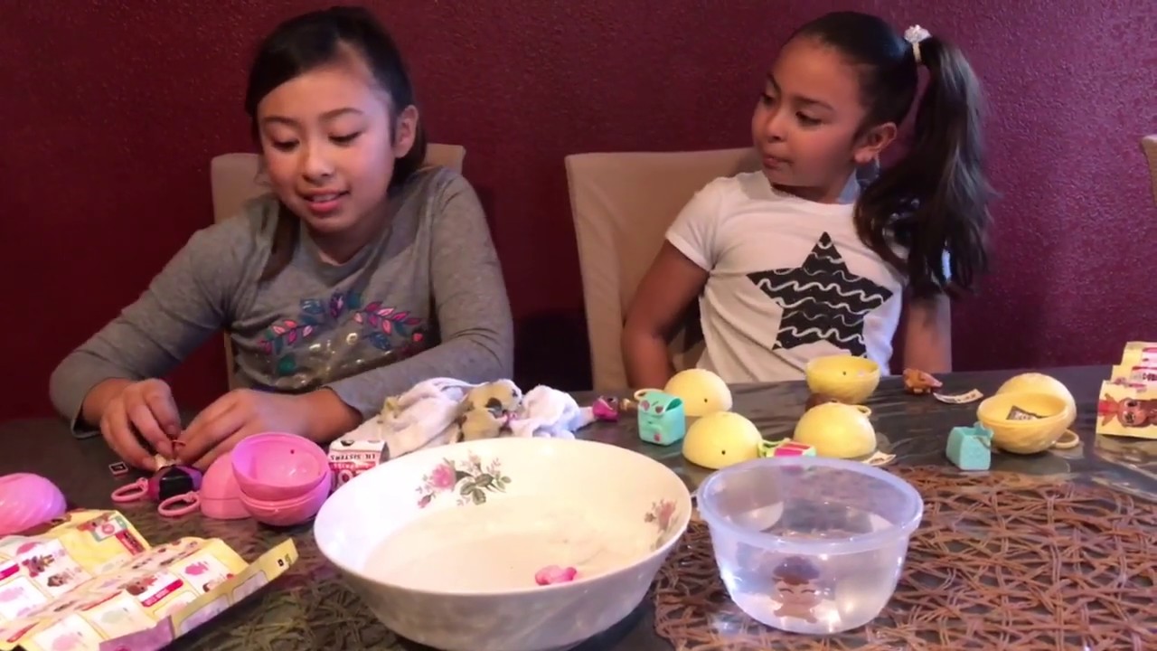 L.O.L DOLLS!!!! LIL SISTERS REVIEW!!!