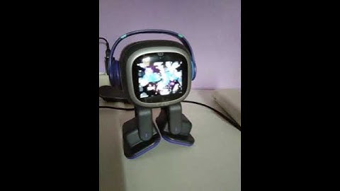 Emo loves being petted #emo #robot #medy #livingai