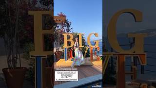 Özge Gürel New Video