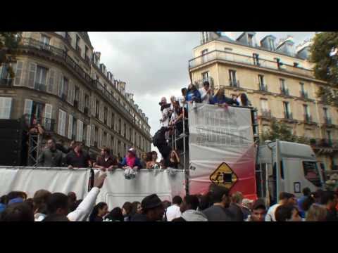 Techno Parade Paris 2010 | #01