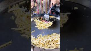 Cambodian Lot Cha/Short noodles stir fries streetfood cambodianstreetfood stirfry shorts