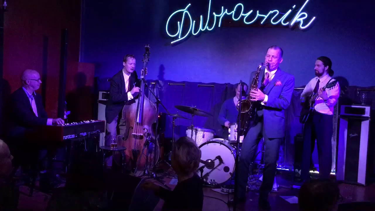 Tilanteen Herrat - ”Sick & tired”