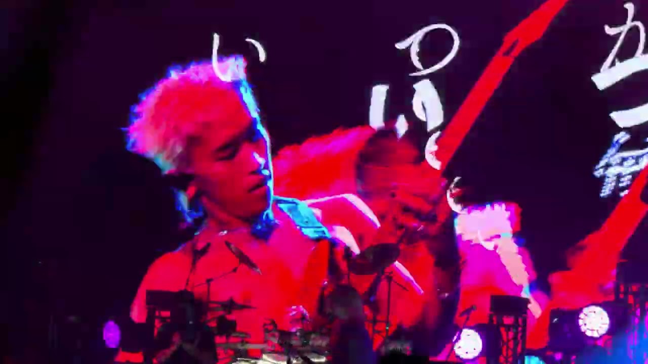 One Ok Rock avec Paledusk : C.U.R.I.O.S.I.T.Y @ Paris Accor Arena 10/10/2025