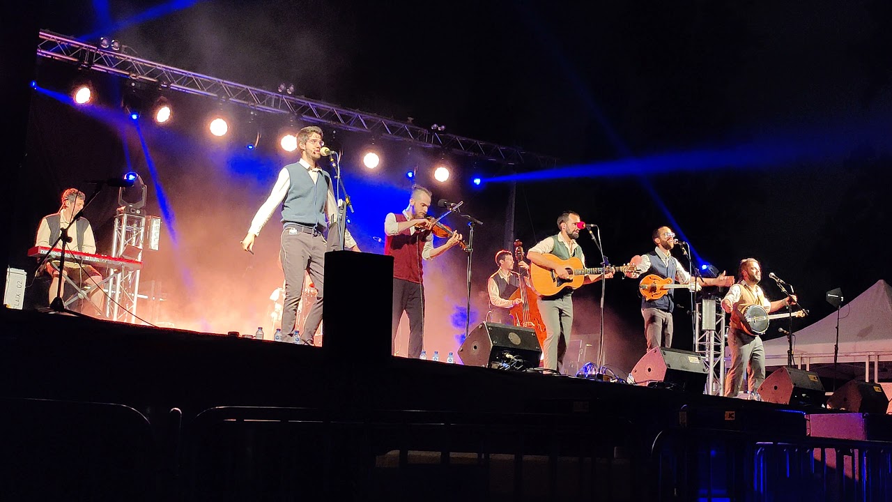 El Pony Pisador La Noble Vila de Su (En directe a Sant Cugat 28/06/2021) Chords Chordify