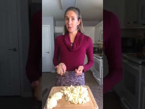 Registered Dietitian Robyn Pitera-  Garlic Cauliflower mashed with Chives Recipe