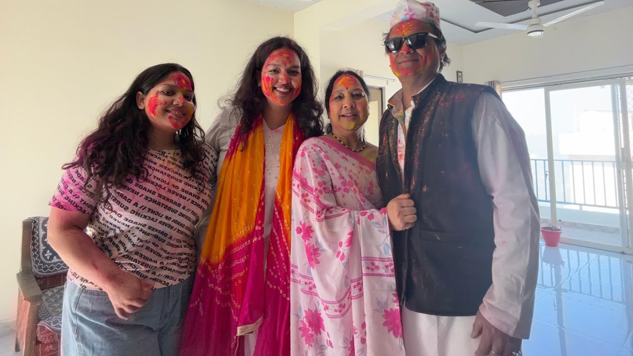 होली खेली जम के, पहले घर में, फिर बाजार में, होली की शुभकामनाएं,🎈🫟🥳🎊👍🤚😻🌞