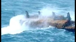 Huge Bulk Carrier Ships Overcome Strongest Waves In Hurricane! Ships Launches