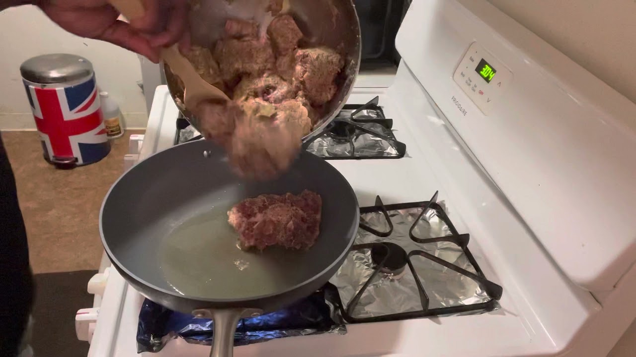 Comment réaliser une sauce de queue de bœuf (oxtail)mikila.