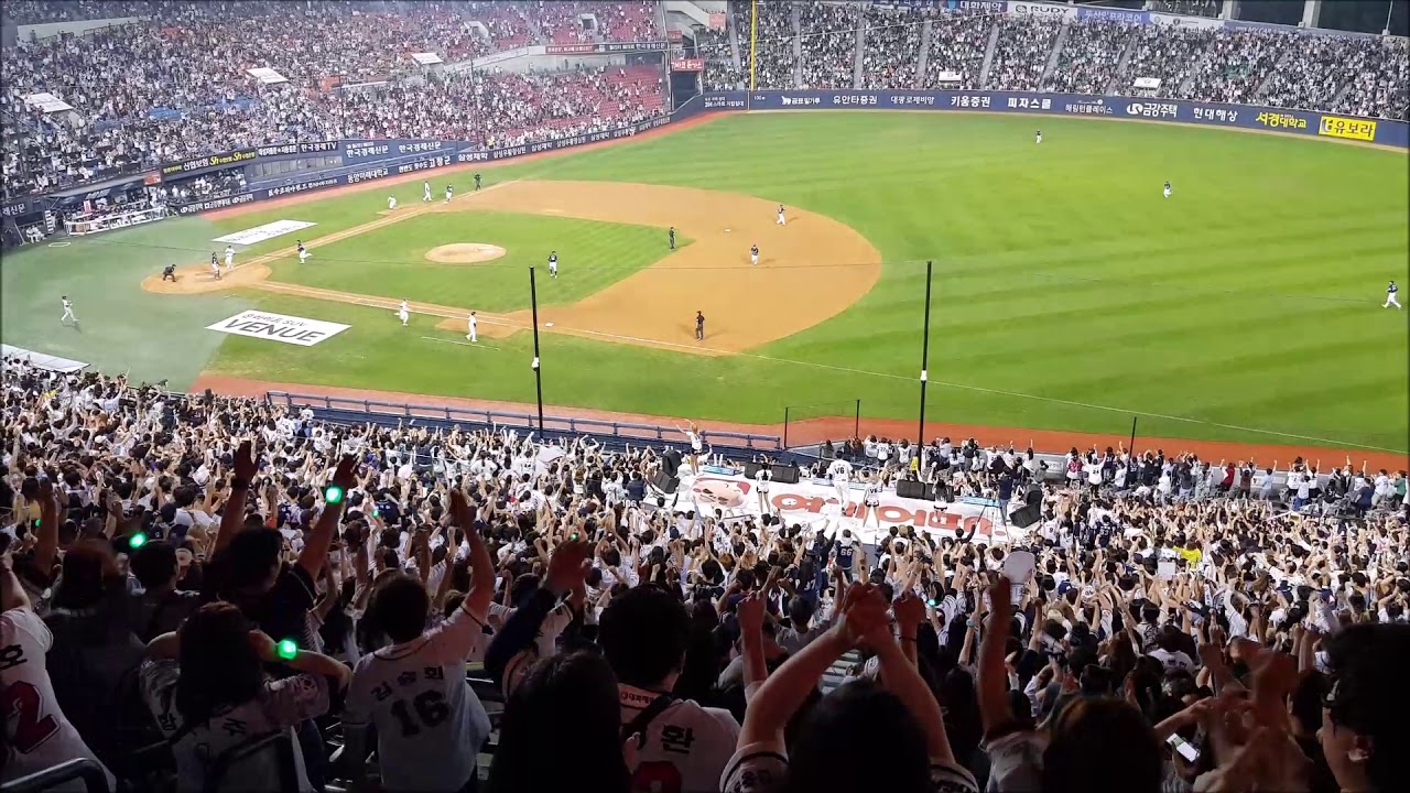 두산베어스 정규리그 우승 경기 8회말 공격