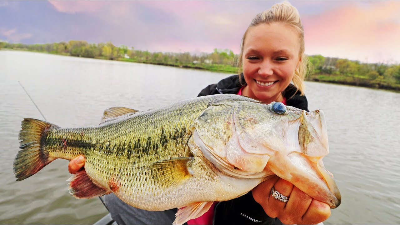 Catching HUGE BASS! Should She Go PRO?? 