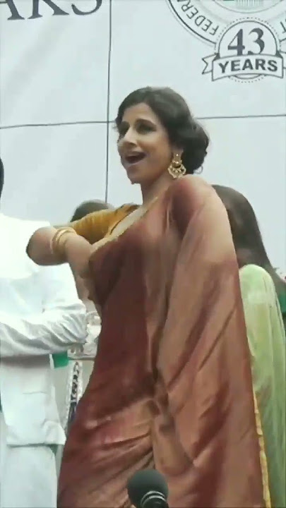 Vidya Balan Hot Look In Saree | Vidya Balan Dancing In Saree | Vidya Balan Dance #shorts #vidyabalan