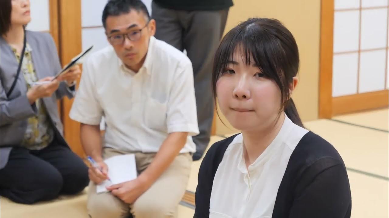 今井絢 西山朋佳女流三冠 第1局勝利 棋士編入試験 終局直後 インタビュー - YouTube
