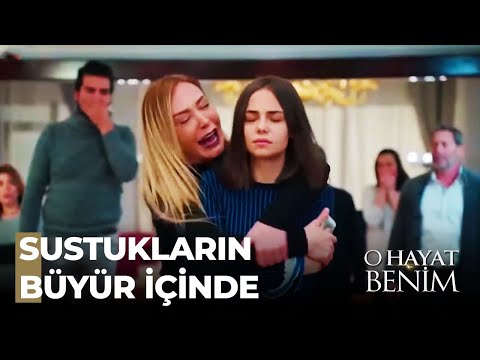 Müge Her Şeyi