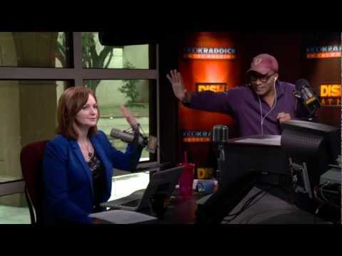 Oscar Trivia Challenge - toe sucking for the losers