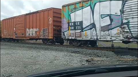CSXT M-364 with an extremely rare MT6 Slug unit