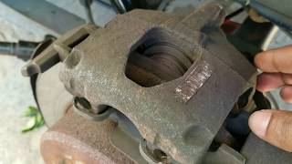 2005 Chrysler Town Country rear brake pads diy walk through
