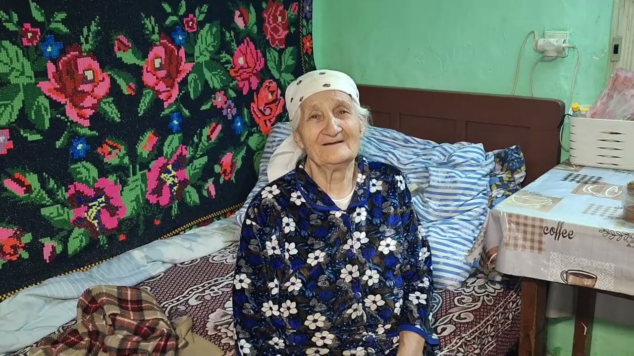 “Grandma makes plum compote after a forest walk – here’s why everyone’s watching!”