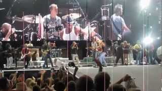 Kenny Chesney, Tim McGraw, Grace Potter, Jake Owen : Runnin' on Empty