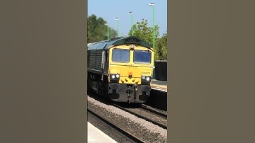 Class 66 Freightliner passing Tamworth with great tones #tones #trains #railways #class66