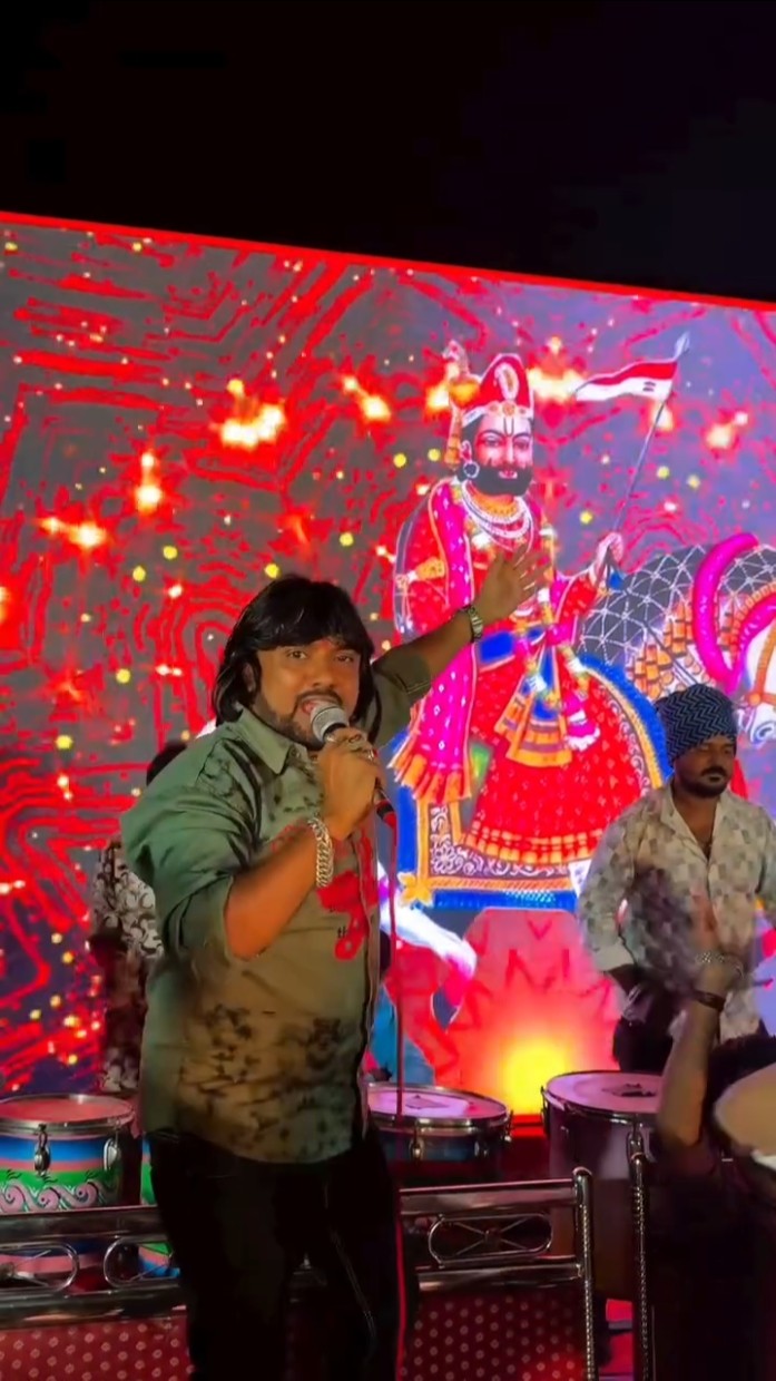 🙏હિન્દૂ દેવી-દેવતા🌺 - ShareChat