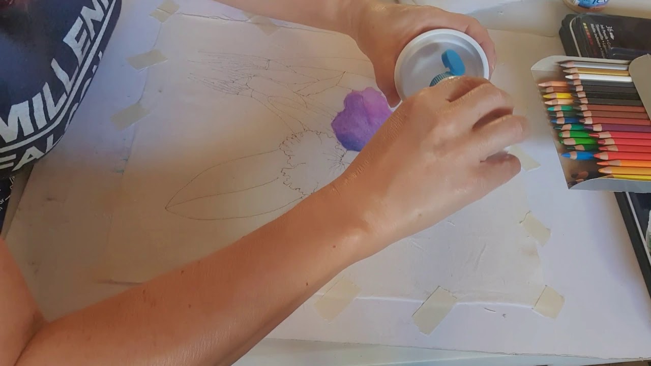 Pintura con lápices de color sobre tela.