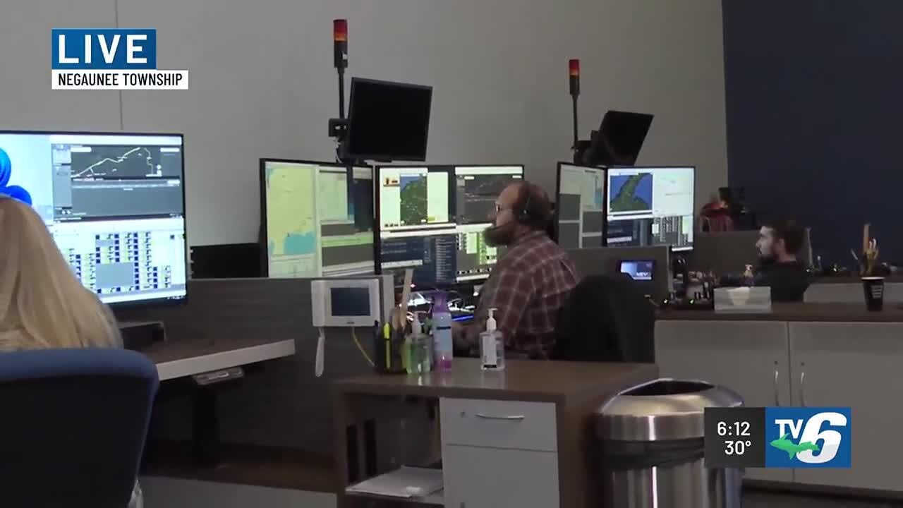 911 dispatchers honored during National Public Safety Telecommunicators Week