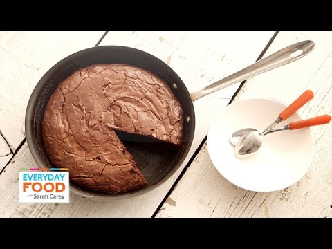 Double Chocolate Skillet Brownie Everyday Food With Sarah Carey-11-08-2015