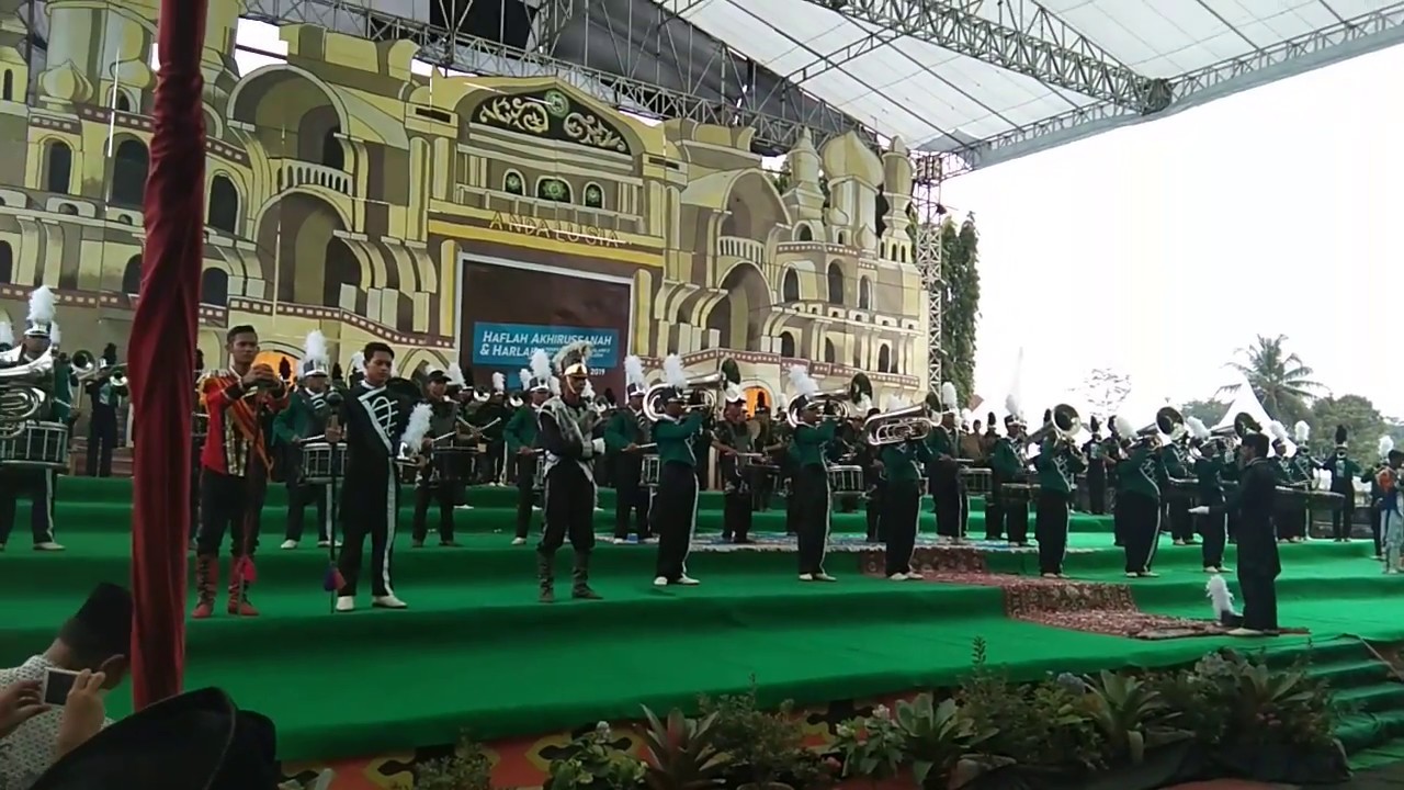 Al Anwar Marching Band ft Andalusia Marching Band Ya Zahro