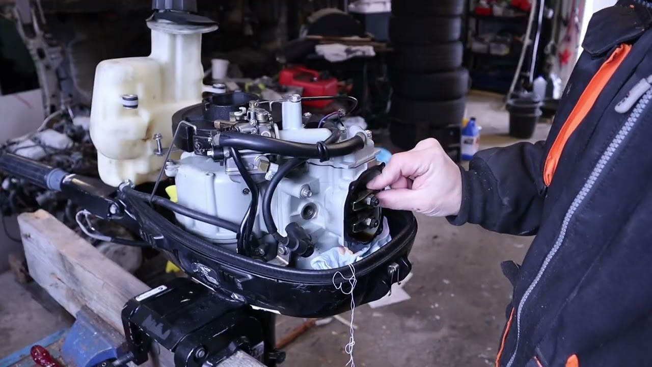 Suzuki DF4 2006,  valve clearance  adjusting.