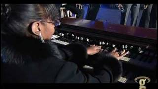 Twinkie Clark & Vanessa Bell Armstrong - Hallelujah chords