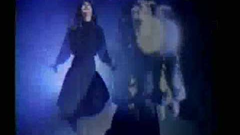 La Noche es Magica - Karina