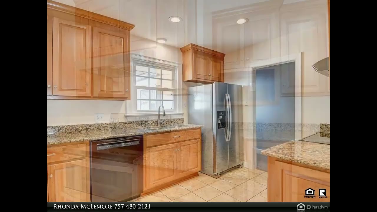 CENTURY 21 Nachman Realty - 35 N. Greenfield Ave.