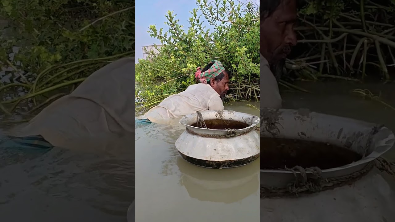 Amazing Asian people hand fishing 