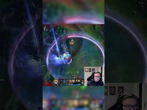 Baus is on ANOTHER level 🔥🔥  | #leagueoflegends #lolshorts #lolhighlights #outplay #bausffs #galio