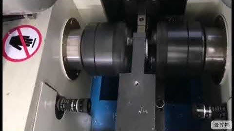 Double-head automatic loading and unloading chamfering machine