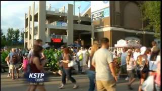 Big Name Performer Asks to Return to State Fair Grandstand