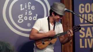 Jake Shimabukuro "143 (Kelly's Song)" Life is good 2012-04-19, Boston, MA chords