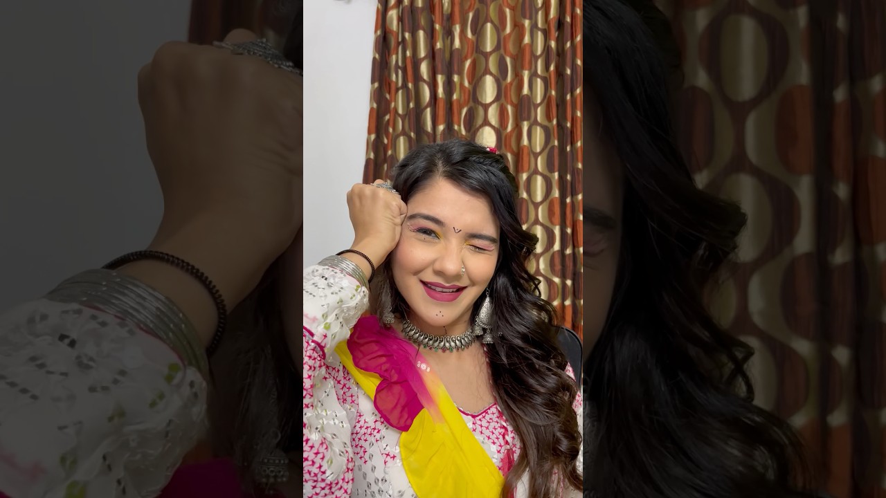 ✨ Navratri glow with a pop of colors ✨