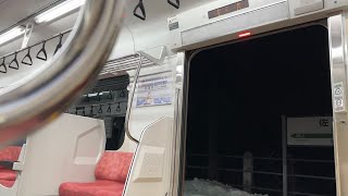 E129系 なぜか3点式ドアチャイムに..