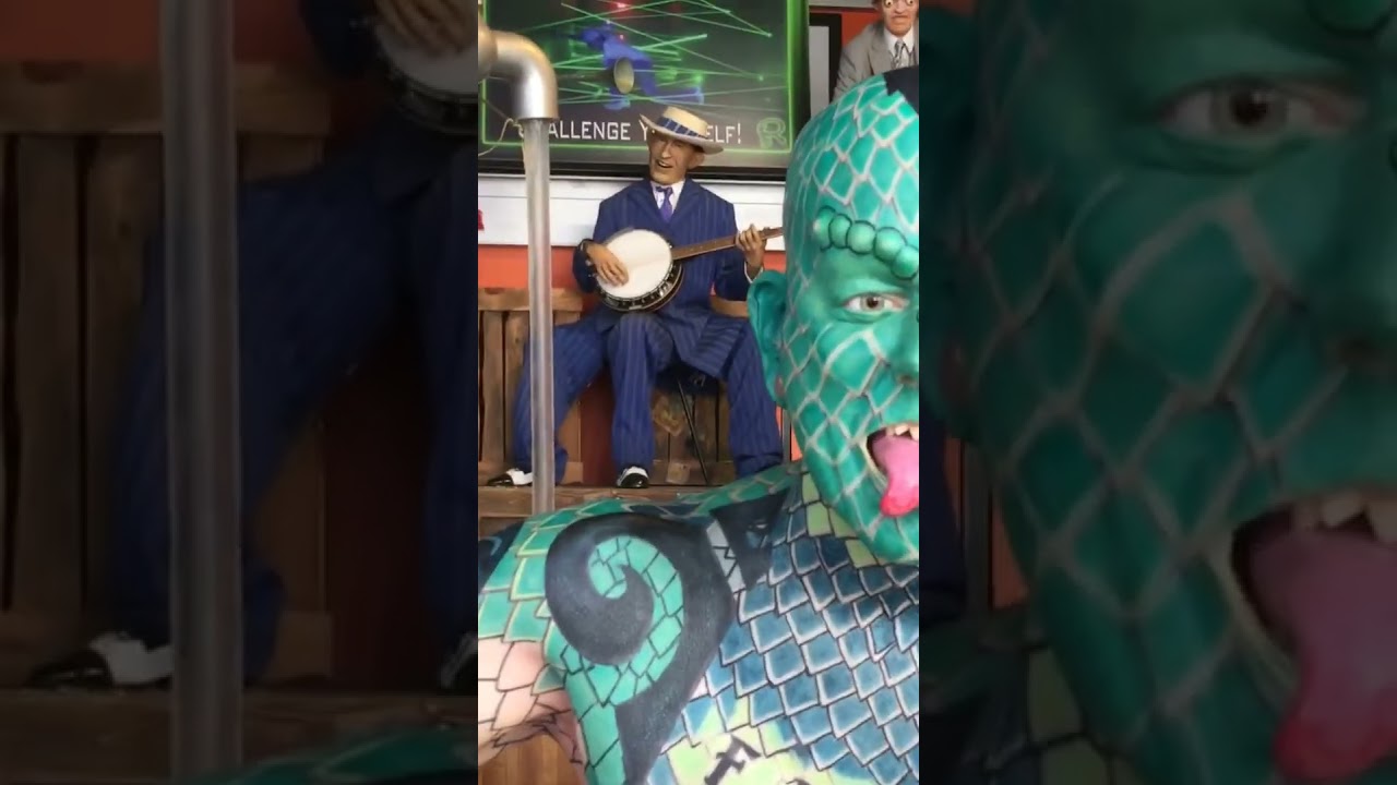 Entering the IMPOSSIBLE! 😱 Gold Coast Adventure​ |​ I🧐 Kids Take On Ripley’s Believe It or Not!